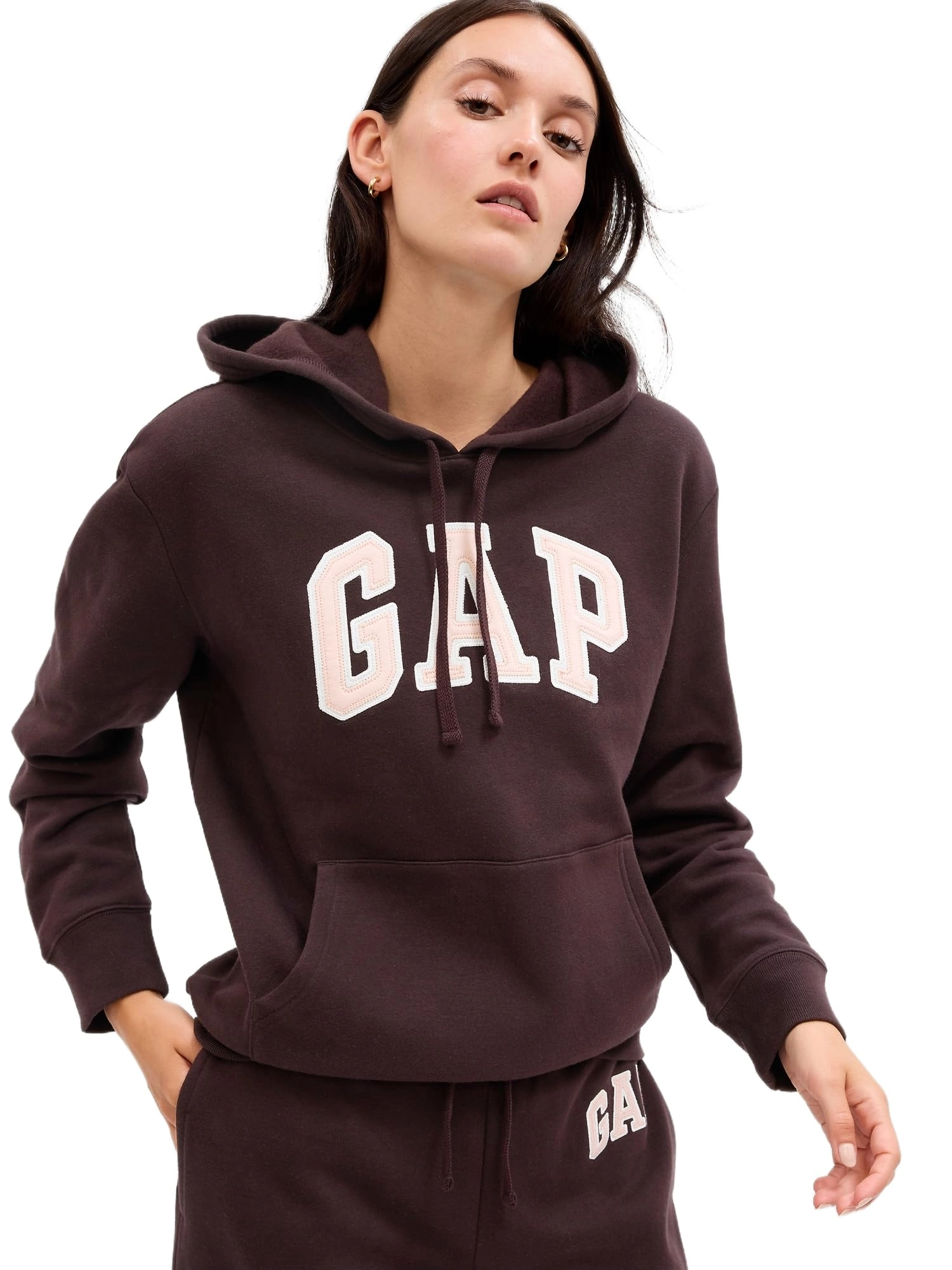 GAP Moletom feminino com capuz e zíper completo com logotipo, Café turco, GG