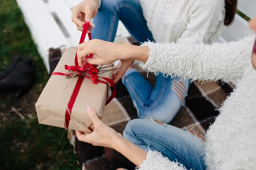 O que não pode faltar em um Chá de Casa Nova: Guia completo para uma festa inesquecível!